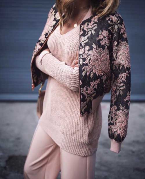 Gris foncé et rose