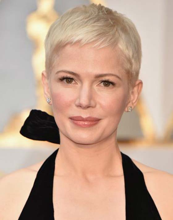 Michelle Williams Oscars 2017 Coupe de cheveux Pixie