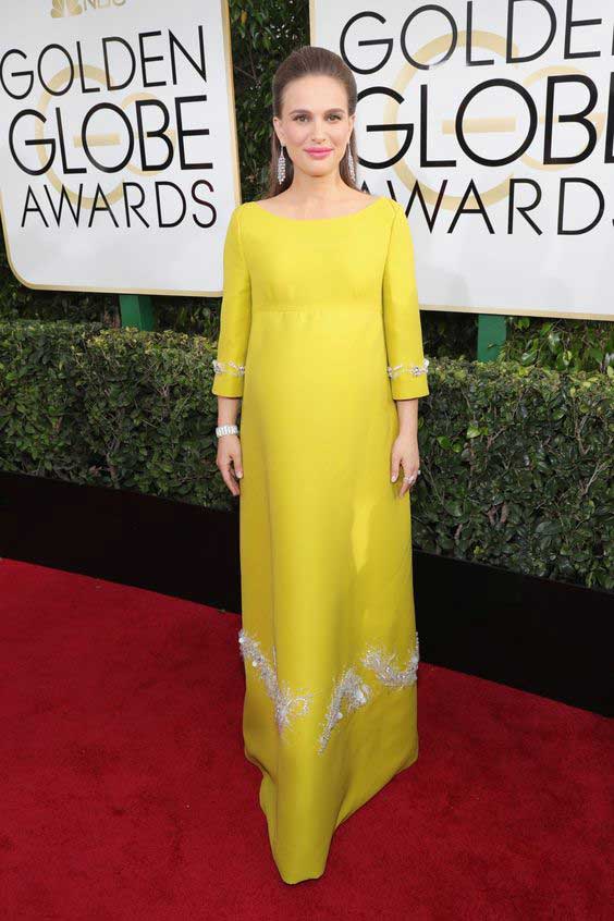 Golden Globe 2017, Natalie en robe jaune Prada Golden Globes 2017 Natalie Portman