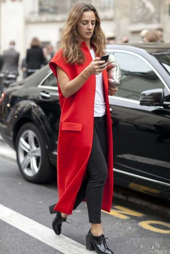 Gilet long jersey + t-shirt blanc