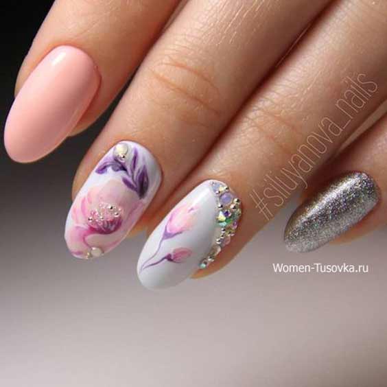 Dessins de manucure UV