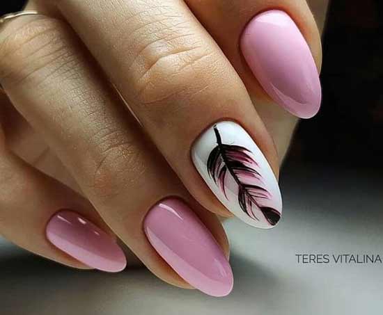 Feuilles d'automne sur les ongles