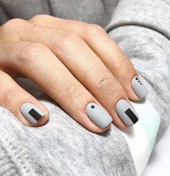 Minimalisme de manucure grise