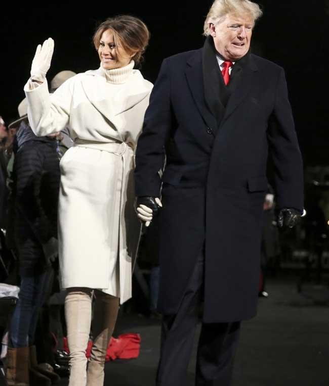 Melania Trump en blouse blanche