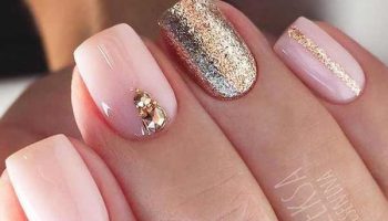 Nu festif sur les ongles
