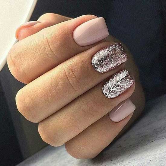 Couleur de vernis à ongles rose à la mode 2019