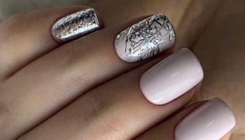 Les designs d'ongles les plus en vogue pour les ongles courts 2019-2020: tendances photo