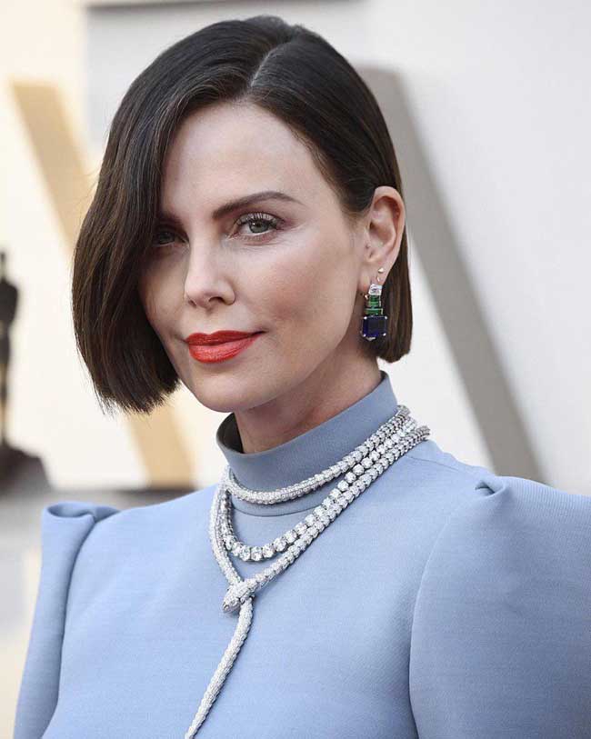 Charlize Theron - nouvelle coupe de cheveux et couleur de cheveux - look Oscar 2019