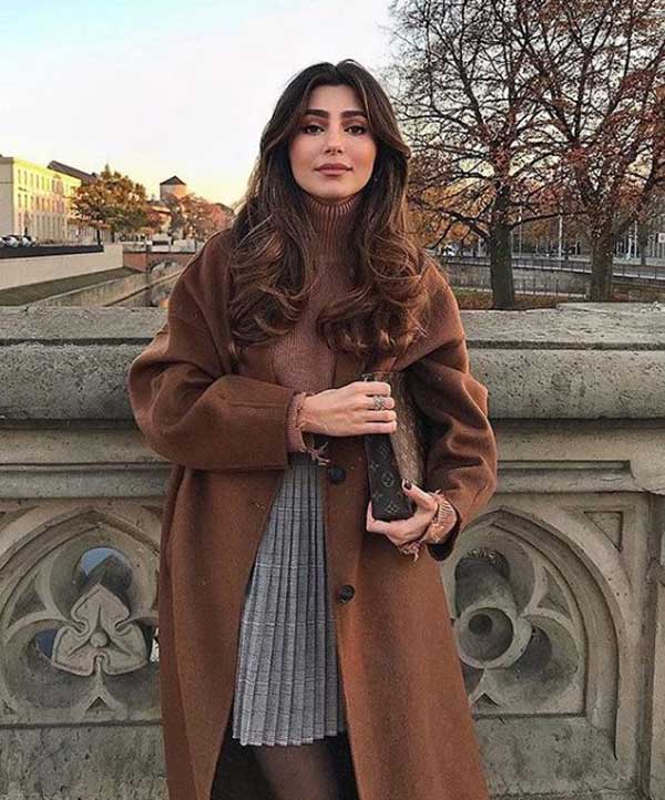 Articles de garde-robe basiques dans des tons marron
