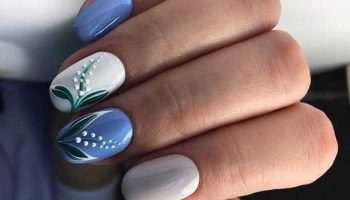 Ongles avec l'image de fleurs 2019-2020