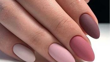 Ongles multicolores mats