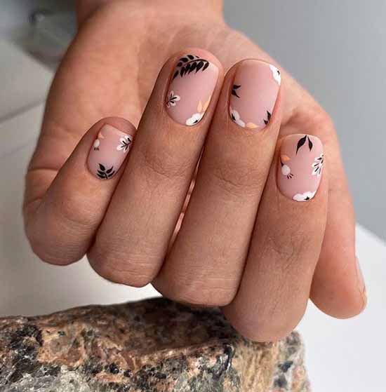 Design pour les ongles courts 2021: nouvelle manucure, idées de photo