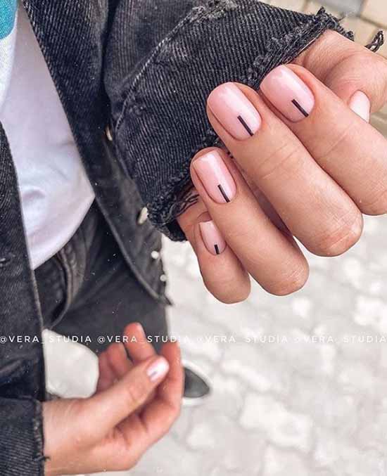 Design minimalisme sur ongles courts
