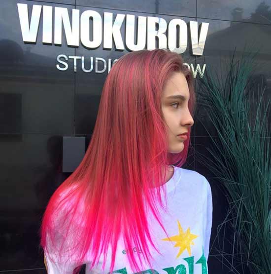 Photo de coupe de cheveux longue avec coloration