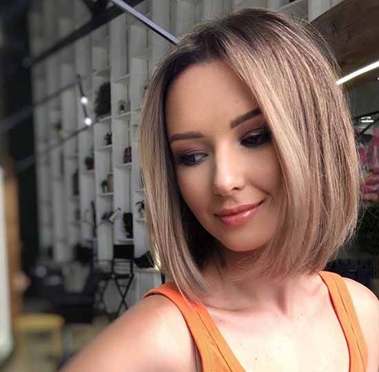 Coupe de cheveux Bob-caret 2021: photos, actualités, formes à la mode