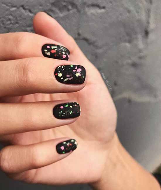 Les principales tendances en design d'ongles automne 2021: nouvelles photos