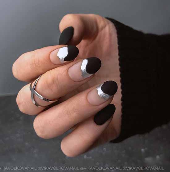 Manucure noir mat