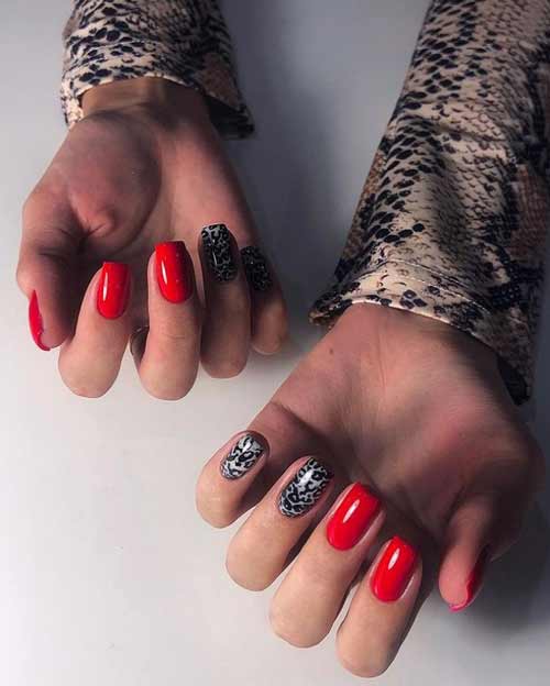 Manucure noire et rouge