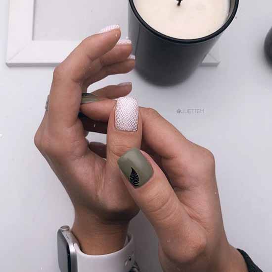 Kaki avec manucure blanche