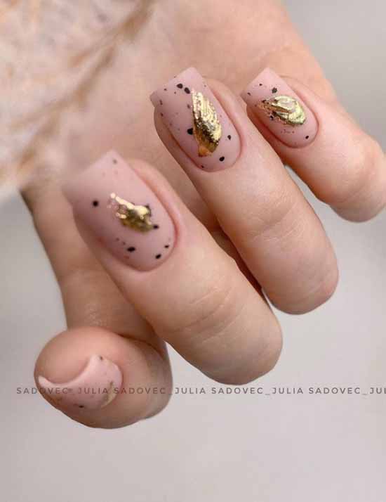 Manucure beige