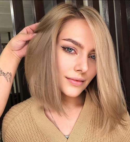 Les meilleures coupes de cheveux pour cheveux raides 2021 : photos, tendances