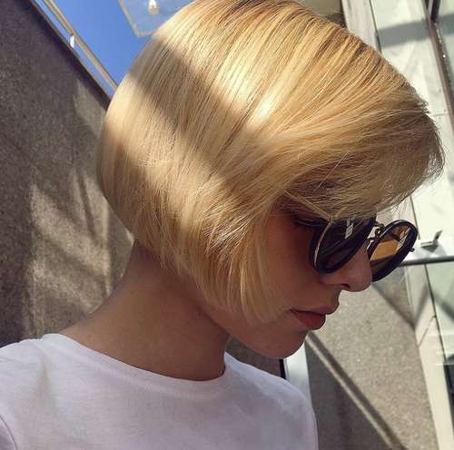 Bob kare avec frange 2021: photos de coupes de cheveux à la mode, tendances