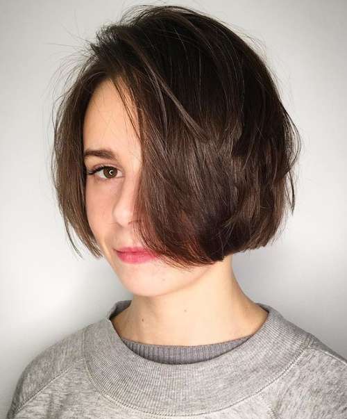 Coups courts pour un visage rectangulaire