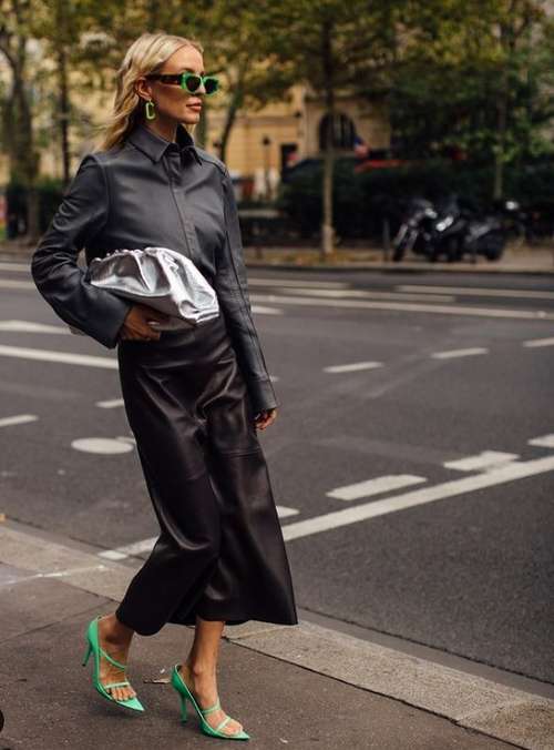 Jupe midi 2021: quoi porter, les mannequins en photo