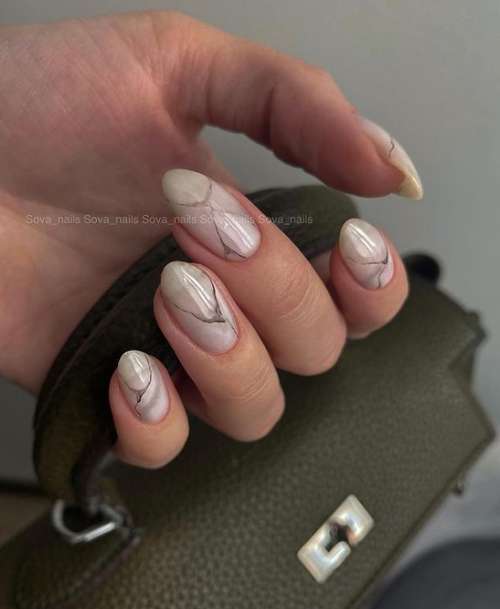 Manucure avec divorces 2021: conception d'ongles, actualité photo