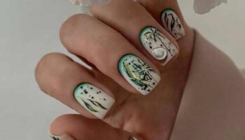 Manucure courte avec dessins
