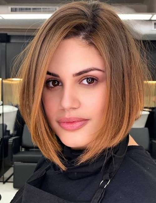 Coupes de cheveux à la mode pour les filles 2021: actualités, tendances, photos