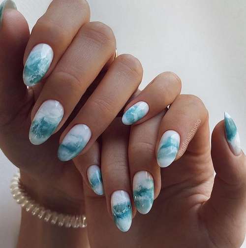 Manucure marine 2021: nouveaux designs d'ongles en mer, photos