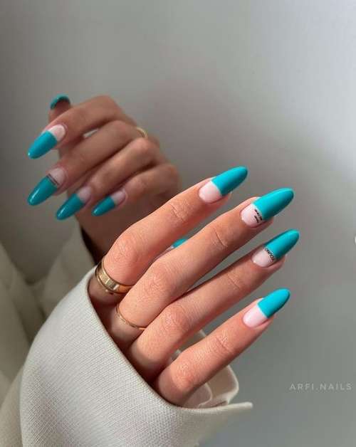 Manucure lunaire 2021-2022: photos, nouveaux designs d'ongles