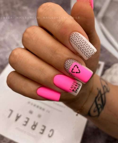 Différents designs d'ongles : une nouvelle tendance 2021-2022, photo