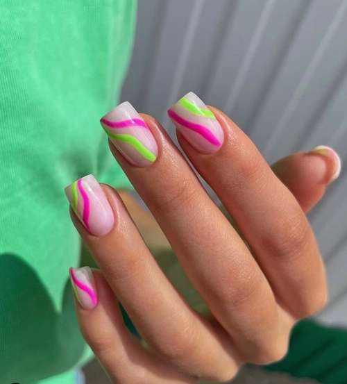 Différents designs d'ongles : une nouvelle tendance 2021-2022, photo