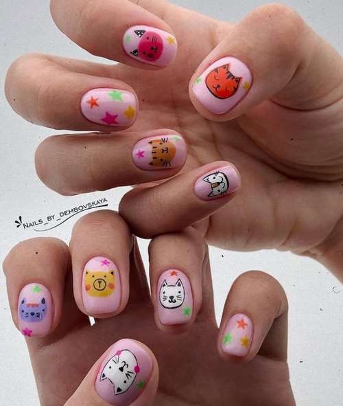 Différents designs d'ongles : une nouvelle tendance 2021-2022, photo