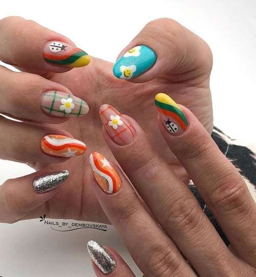 Différents designs d'ongles : une nouvelle tendance 2021-2022, photo