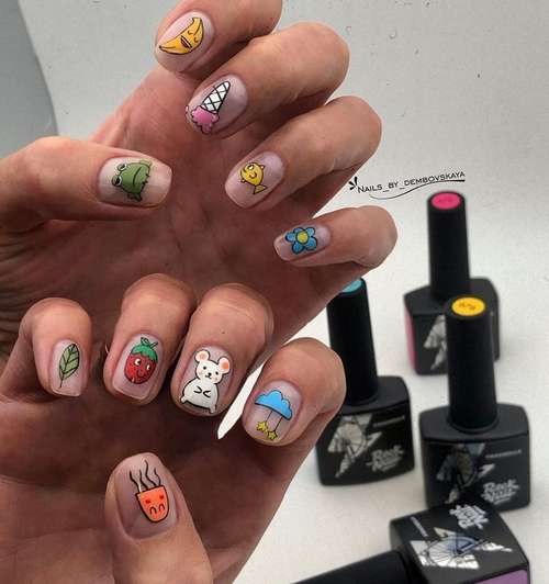 Différents designs d'ongles : une nouvelle tendance 2021-2022, photo