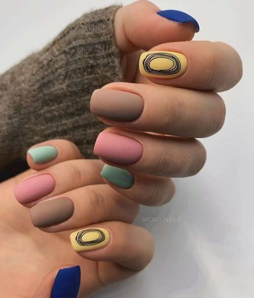 Différents designs d'ongles : une nouvelle tendance 2021-2022, photo