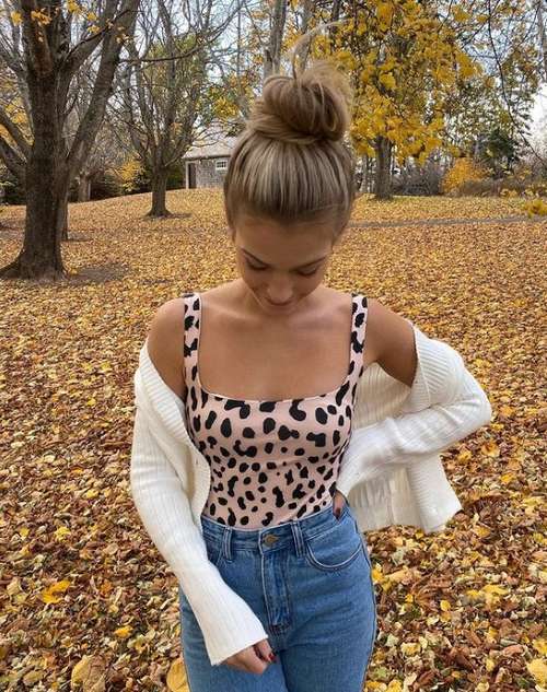 Coiffures pour cheveux mi-longs pour filles: tendances 2021, photos, actualités