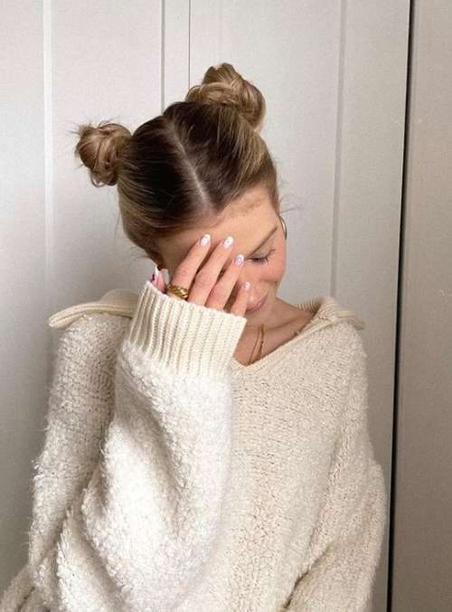 Coiffures pour cheveux mi-longs pour filles: tendances 2021, photos, actualités