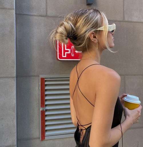 Coiffures pour cheveux mi-longs pour filles: tendances 2021, photos, actualités