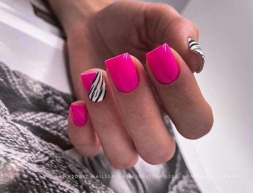 Manucure Zebra 2021: photo, nouveau design spectaculaire