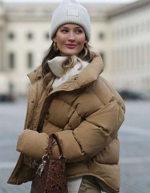 Doudounes oversize : tendances 2022, photos avec quoi porter