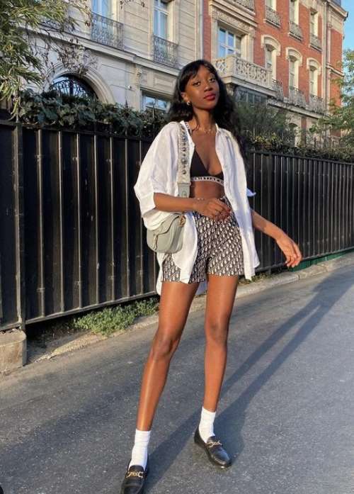 Chemise oversize 2022 : tendances, comment la porter, looks femme