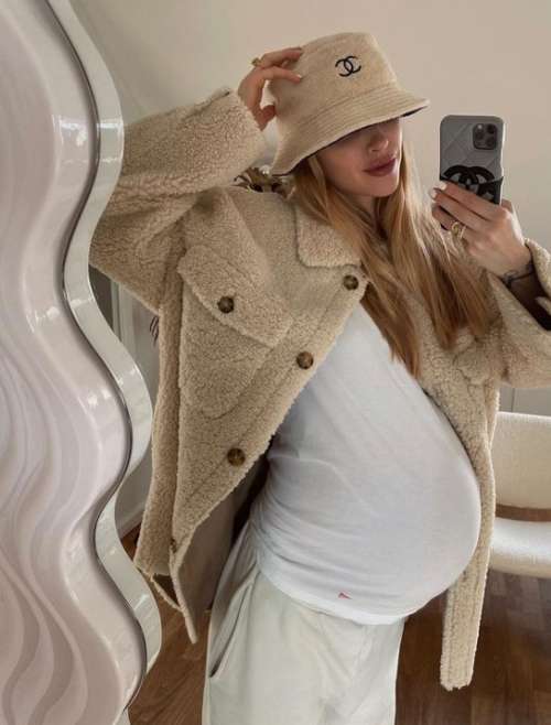 Chapeaux à la mode 2022: tendances, modèles féminins d'hiver, photos