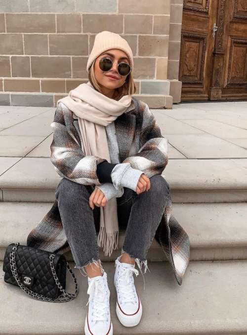 Chapeaux à la mode 2022: tendances, modèles féminins d'hiver, photos