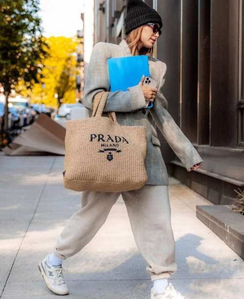 Chapeaux à la mode 2022: tendances, modèles féminins d'hiver, photos