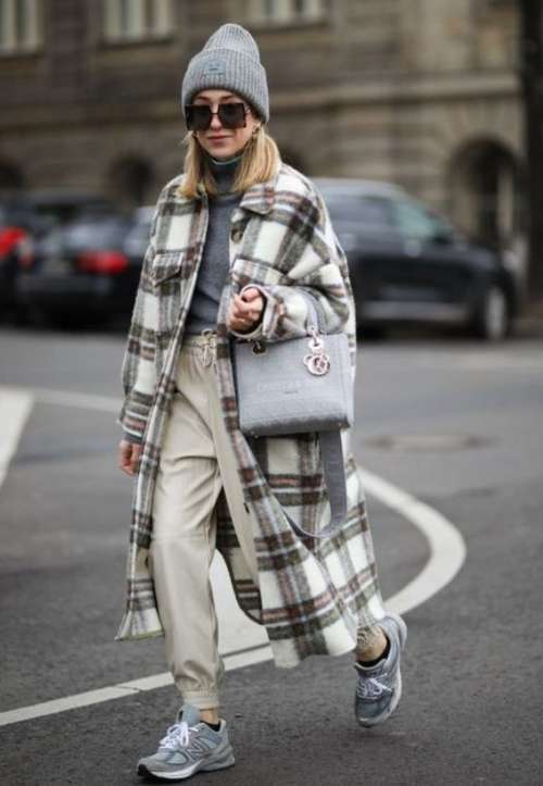 Chapeaux à la mode 2022: tendances, modèles féminins d'hiver, photos